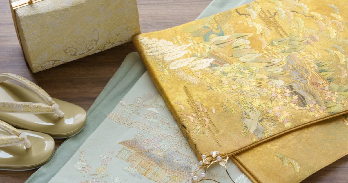 金色の袋帯と草履バッグの和装小物セット